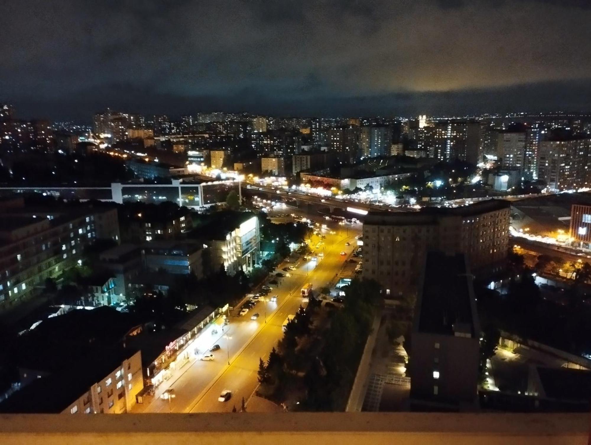 Melissa Apartment Baku Bagian luar foto